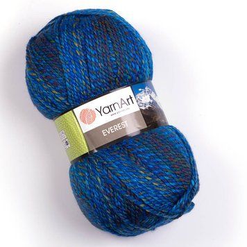 Everest &ndash; 7043